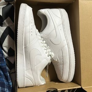 Nike court visions white